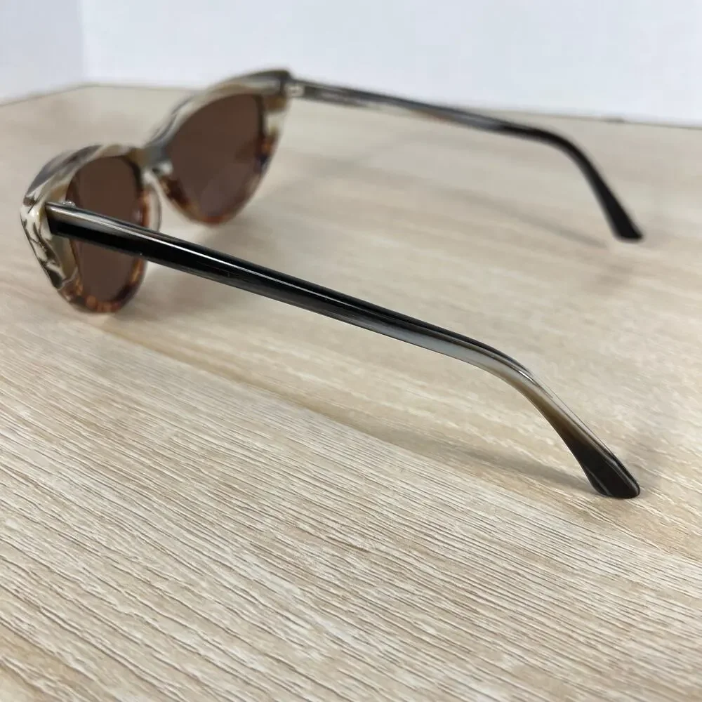 Corinne McCormack Annette 10201610 Sunglasses Striped Brown White 55-15-140